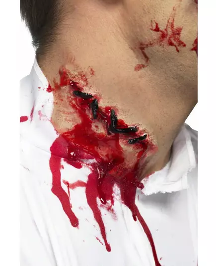 Fausse blessure cou